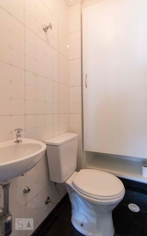 Apartamento à venda com 140m², 3 quartos e 4 vagasBanheiro de serviço
