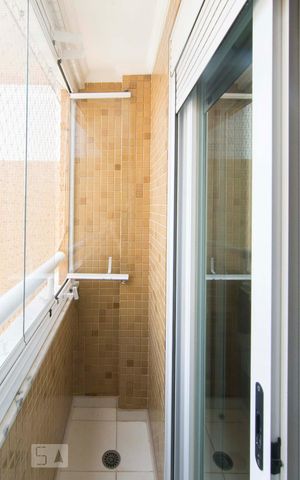 Apartamento à venda com 140m², 3 quartos e 4 vagasQuarto 1 Sacada