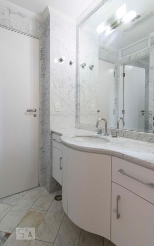 Apartamento à venda com 140m², 3 quartos e 4 vagasBanheiro Quarto 1 e 2