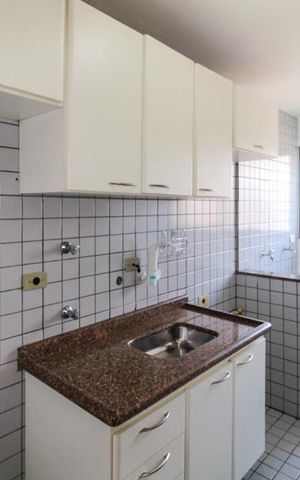 Apartamento à venda com 52m², 2 quartos e 1 vaga Apartamento à venda com 52m², 2 quartos e 1 vagaCozinha