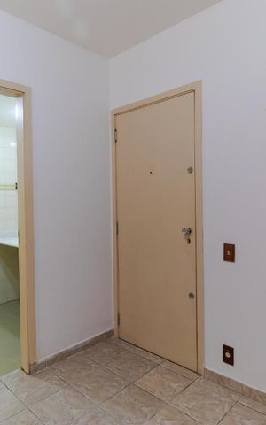 Studio à venda com 40m², 1 quarto e sem vaga Studio à venda com 40m², 1 quarto e sem vagaSala