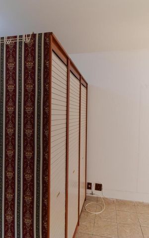 Studio à venda com 40m², 1 quarto e sem vaga Studio à venda com 40m², 1 quarto e sem vagaSala e Quarto