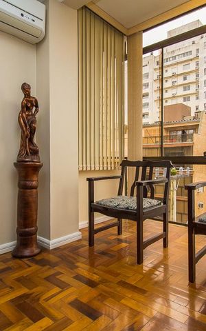 Apartamento para alugar com 176m², 2 quartos e 2 vagasSala