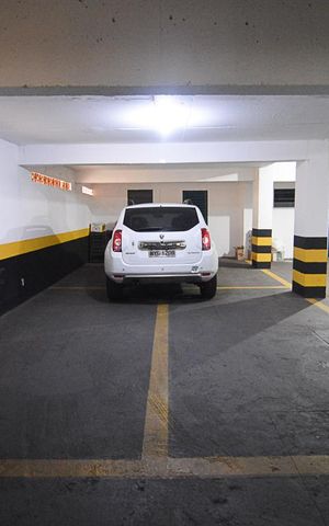 Apartamento para alugar com 154m², 3 quartos e 4 vagasVaga garagem