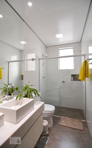 Apartamento para alugar com 154m², 3 quartos e 4 vagasBanheiro social