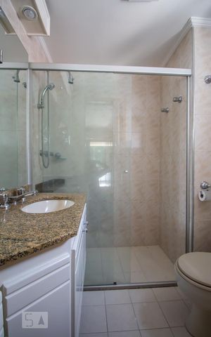 Apartamento para alugar com 103m², 3 quartos e 2 vagas Apartamento para alugar com 103m², 3 quartos e 2 vagasBanheiro suíte