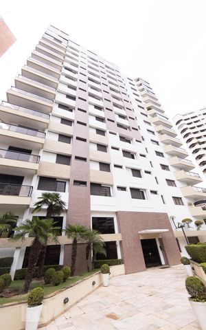 Apartamento à venda com 346m², 4 quartos e 4 vagas Apartamento à venda com 346m², 4 quartos e 4 vagasFachada