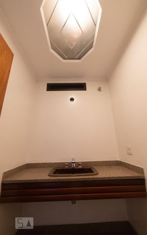 Apartamento à venda com 346m², 4 quartos e 4 vagas Apartamento à venda com 346m², 4 quartos e 4 vagasLavabo