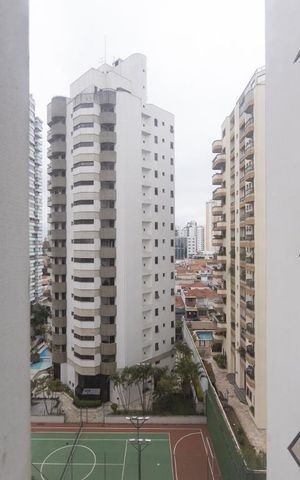 Apartamento à venda com 346m², 4 quartos e 4 vagas Apartamento à venda com 346m², 4 quartos e 4 vagasVista Suite 4