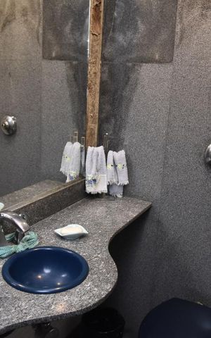 Casa de condomínio para alugar com 450m², 4 quartos e 2 vagasBanheiro 3