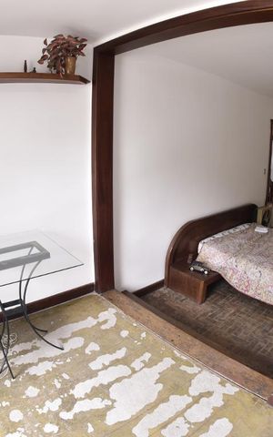 Casa de condomínio para alugar com 450m², 4 quartos e 2 vagasQuarto