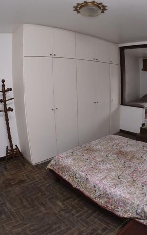 Casa de condomínio para alugar com 450m², 4 quartos e 2 vagasQuarto