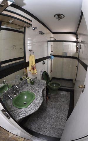 Casa de condomínio para alugar com 450m², 4 quartos e 2 vagasBanheiro 4