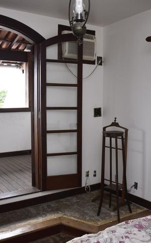 Casa de condomínio para alugar com 450m², 4 quartos e 2 vagasQuarto