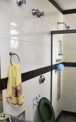 Casa de condomínio para alugar com 450m², 4 quartos e 2 vagasBanheiro 4