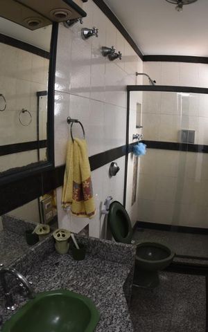 Casa de condomínio para alugar com 450m², 4 quartos e 2 vagasBanheiro 4