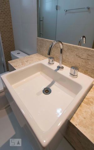 Apartamento à venda com 76m², 2 quartos e 1 vagaBanheiro Suíte