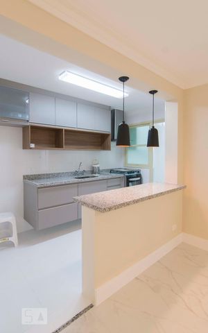 Apartamento à venda com 76m², 2 quartos e 1 vagaCozinha