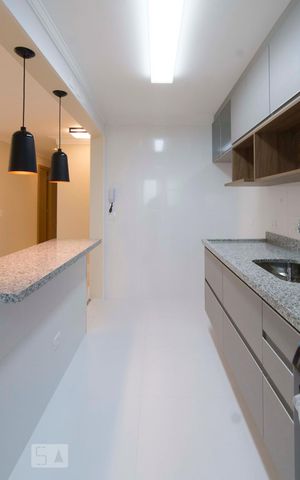 Apartamento à venda com 76m², 2 quartos e 1 vagaCozinha