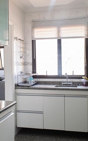 Apartamento à venda com 109m², 3 quartos e 2 vagas Apartamento à venda com 109m², 3 quartos e 2 vagasCOZINHA