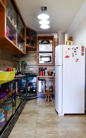 Apartamento à venda com 77m², 2 quartos e 1 vaga Apartamento à venda com 77m², 2 quartos e 1 vagaCozinha
