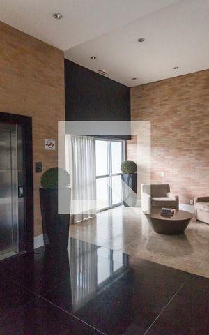 Apartamento à venda com 107m², 2 quartos e 2 vagasHall social