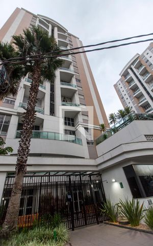 Apartamento à venda com 107m², 2 quartos e 2 vagasVista da Rua