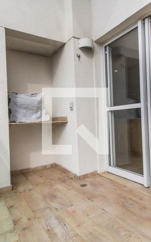 Apartamento à venda com 107m², 2 quartos e 2 vagas Apartamento à venda com 107m², 2 quartos e 2 vagasVaranda