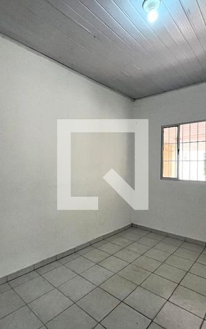 Casa à venda com 120m², 2 quartos e sem vagaSala