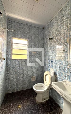 Casa à venda com 120m², 2 quartos e sem vagaBanheiro 