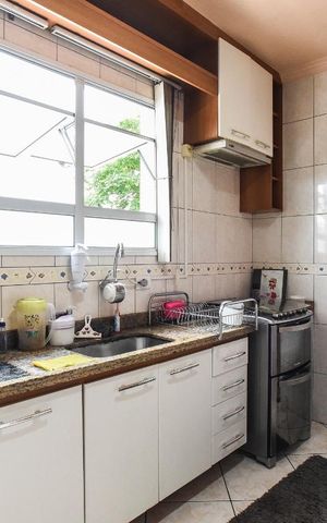 Casa de condomínio à venda com 138m², 3 quartos e 2 vagas Casa de condomínio à venda com 138m², 3 quartos e 2 vagasCozinha