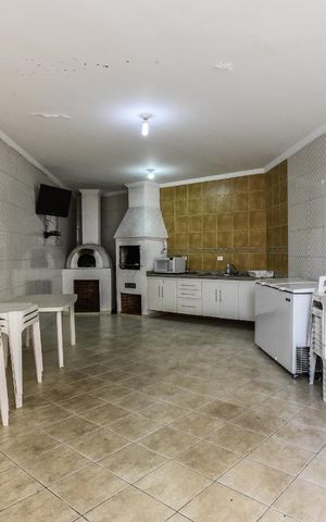 Casa de condomínio à venda com 138m², 3 quartos e 2 vagas Casa de condomínio à venda com 138m², 3 quartos e 2 vagasChurrasqueira