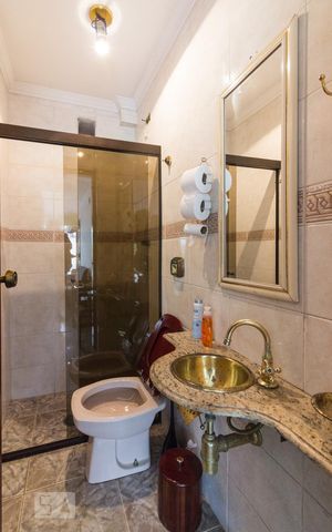 Casa para alugar com 545m², 5 quartos e 6 vagasBanheiro