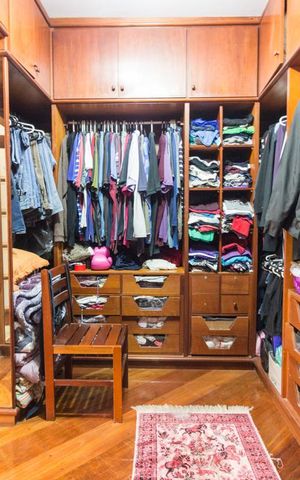 Casa para alugar com 545m², 5 quartos e 6 vagasCloset Suite 4