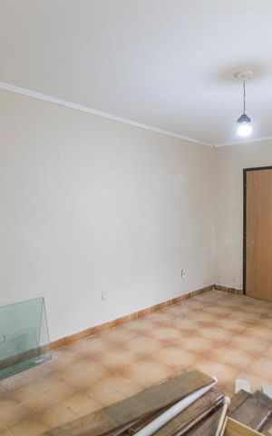 Casa à venda com 350m², 3 quartos e 3 vagas Casa à venda com 350m², 3 quartos e 3 vagasQuarto de Serviço