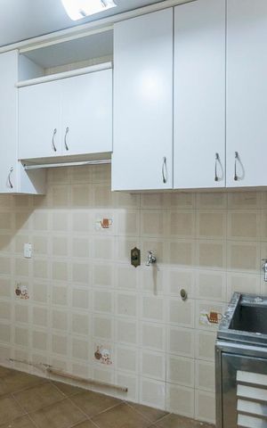 Casa à venda com 350m², 3 quartos e 3 vagas Casa à venda com 350m², 3 quartos e 3 vagasÁrea de Serviço