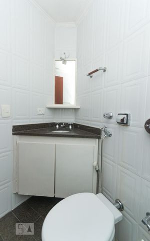 Apartamento para alugar com 107m², 2 quartos e 1 vaga Apartamento para alugar com 107m², 2 quartos e 1 vagaBanheiro