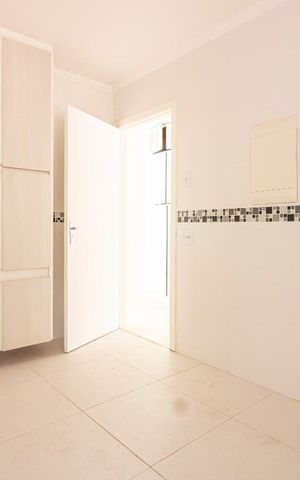 Casa à venda com 300m², 4 quartos e 4 vagas Casa à venda com 300m², 4 quartos e 4 vagasCopa