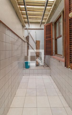Apartamento à venda com 38m², 1 quarto e sem vaga Apartamento à venda com 38m², 1 quarto e sem vagaCozinha e Área de Serviço