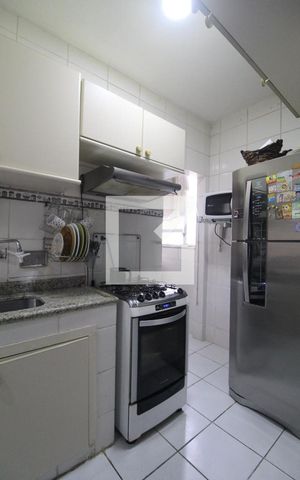 Apartamento à venda com 52m², 2 quartos e sem vaga Apartamento à venda com 52m², 2 quartos e sem vagaCozinha e Área de Serviço
