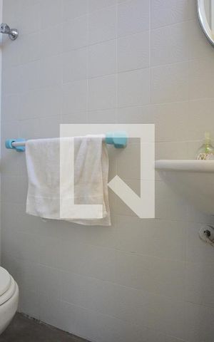 Casa à venda com 220m², 4 quartos e 3 vagasLavabo