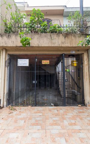 Casa à venda com 72m², 2 quartos e 1 vagaFachada