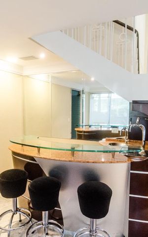 Apartamento para alugar com 375m², 4 quartos e 4 vagas Apartamento para alugar com 375m², 4 quartos e 4 vagasÁrea comum