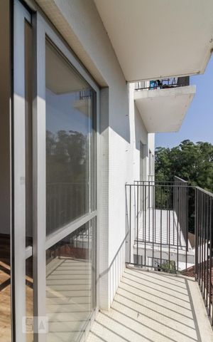 Apartamento para alugar com 76m², 3 quartos e 1 vaga Apartamento para alugar com 76m², 3 quartos e 1 vagaVaranda