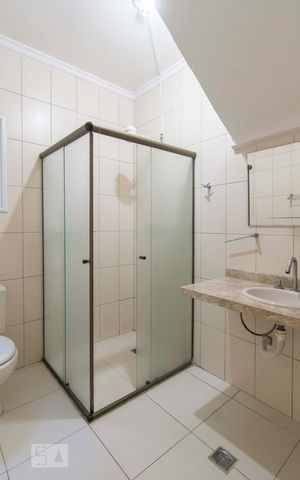 Casa à venda com 260m², 3 quartos e 2 vagasBanheiro