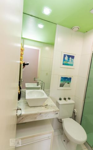 Apartamento para alugar com 58m², 2 quartos e 1 vaga Apartamento para alugar com 58m², 2 quartos e 1 vagaBanheiro
