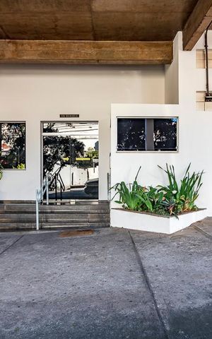 Apartamento para alugar com 70m², 3 quartos e 1 vagaFachada