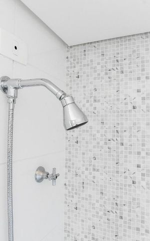 Apartamento para alugar com 60m², 2 quartos e 1 vaga Apartamento para alugar com 60m², 2 quartos e 1 vagaBanheiro da Suíte