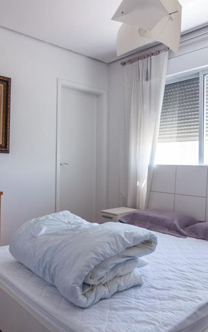 Apartamento à venda com 210m², 3 quartos e 4 vagasSuíte 2