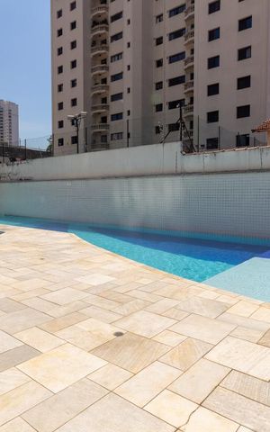 Apartamento à venda com 210m², 3 quartos e 4 vagasÁrea comum - Piscina